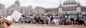 Strandoefening voor het Kurhaus @ Soldaat van Oranjestrand Scheveningen
